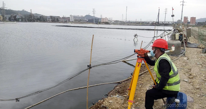 靖西真空预压软基处理施工现场监测的数据效果分析